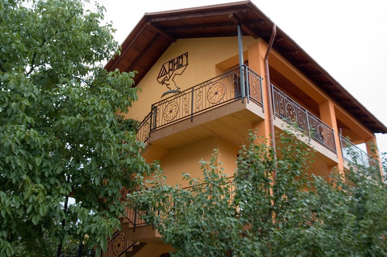 Hotel Turul Berehowe Exterior foto